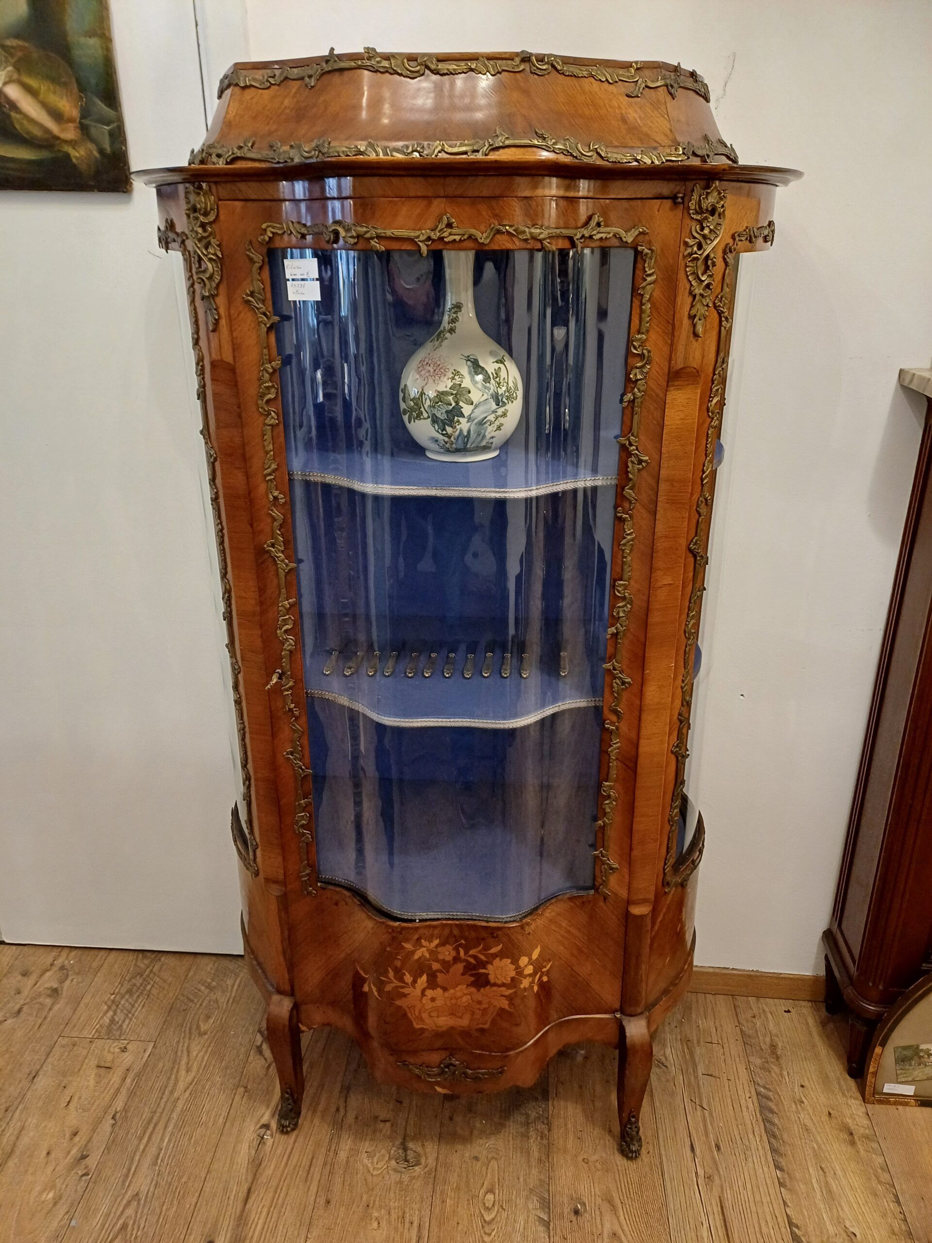 Vitrine Style Louis XV